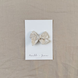 Small Pinwheel - cream floral